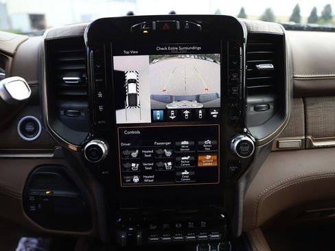 Used 2020 RAM 3500 Limited image 22