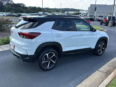 Used 2023 Chevrolet TrailBlazer RS image 5