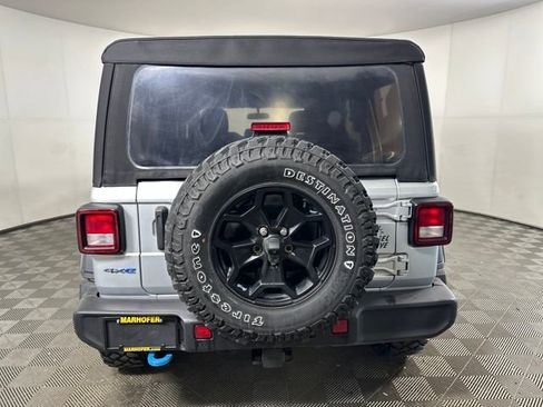 Used 2023 Jeep Wrangler Unlimited w/ Cold Weather Group image 4