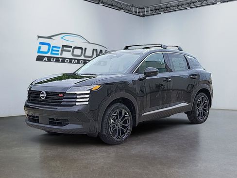 New 2025 Nissan Kicks SR image 7