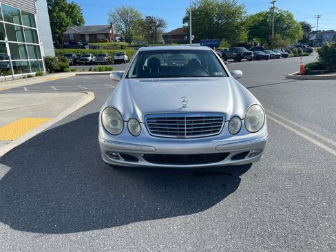 Used 2003 Mercedes-Benz E 320 Sedan image 8