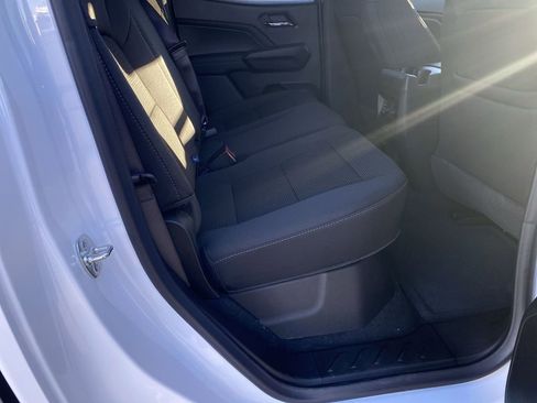 New 2026 GMC Canyon Elevation w/ Convenience Package image 39