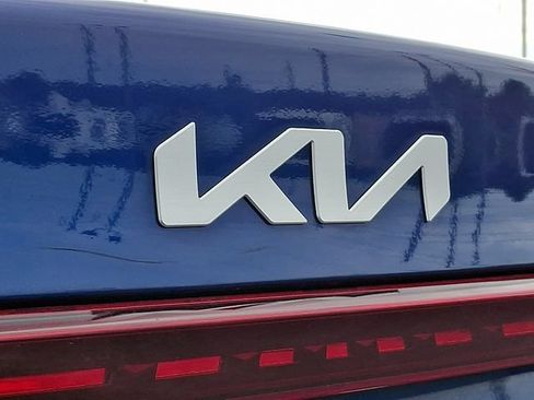 Certified 2023 Kia Forte LXS FWD image 29