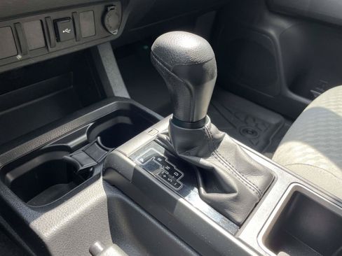 Used 2023 Toyota Tacoma SR AWD/4WD image 28