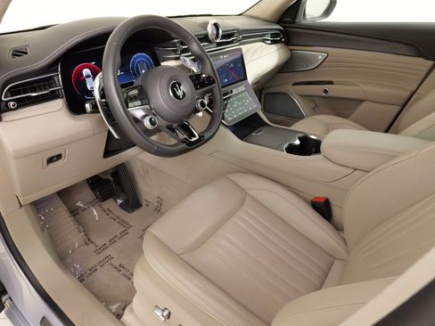 Used 2023 Maserati Grecale GT AWD/4WD image 28
