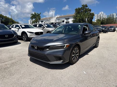 Used 2023 Honda Civic EX-L image 1
