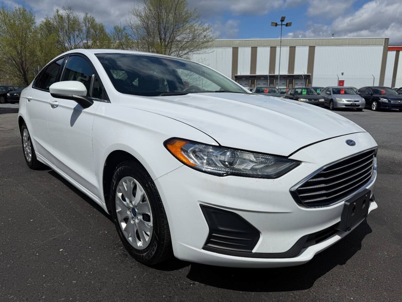Used 2019 Ford Fusion S FWD image 3
