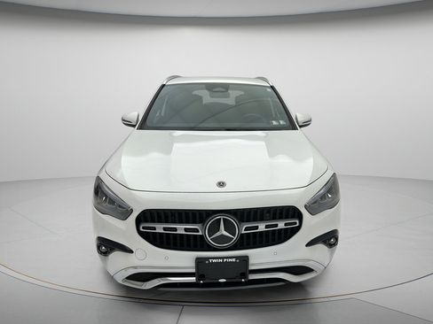 Used 2025 Mercedes-Benz GLA 250 4MATIC image 2