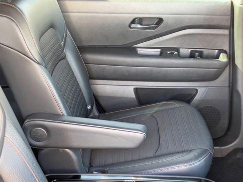 Certified 2023 Nissan Pathfinder Rock Creek image 11