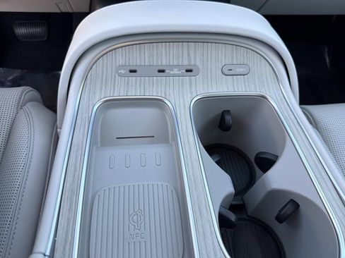 Used 2026 Hyundai Palisade Calligraphy image 40