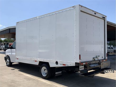 Used 2024 Chevrolet Express 3500 w/ Power Convenience Package RWD image 6
