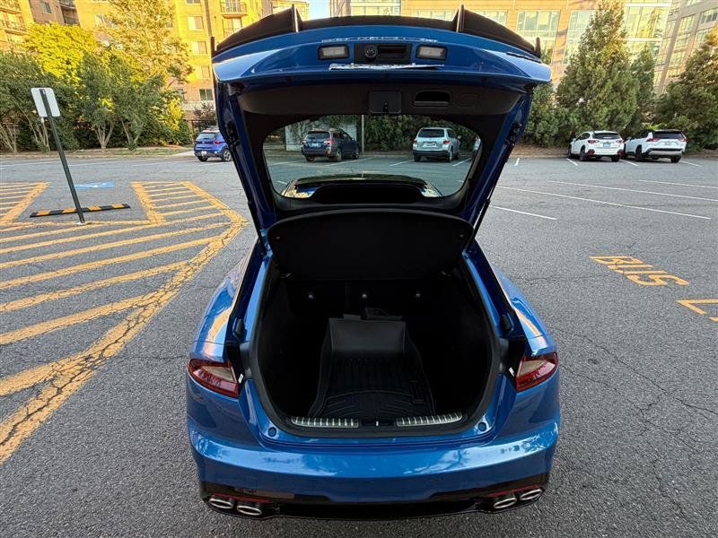 Used 2020 Kia Stinger GT-Line w/ Sun & Sound Package RWD image 21