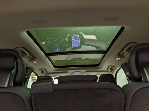 New 2025 Volvo XC90 T8 Core w/ Climate Package image 14