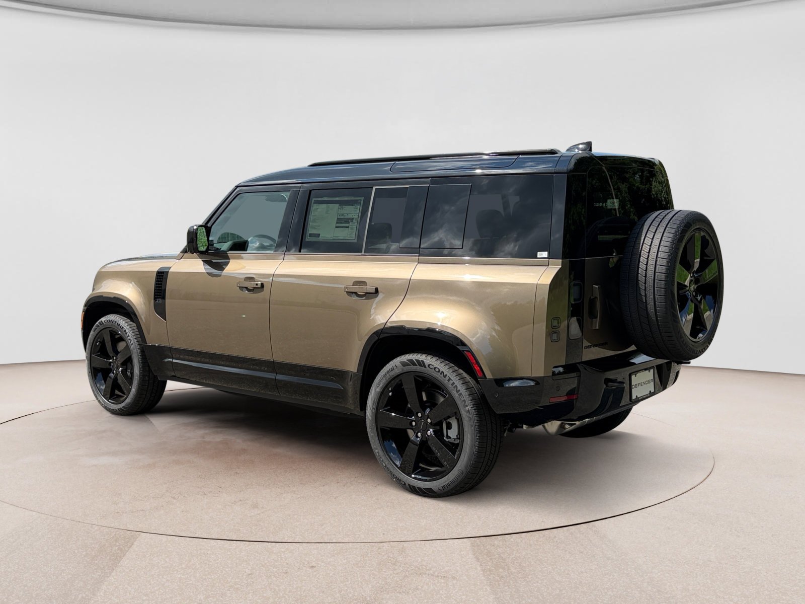 New 2026 Land Rover Defender 110 X-Dynamic SE AWD/4WD image 3
