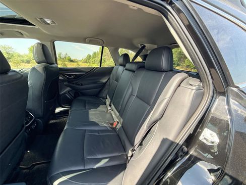 Used 2022 Subaru Outback Limited w/ Popular Package #2 AWD/4WD image 16