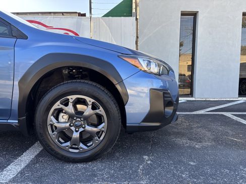 Used 2022 Subaru Crosstrek 2.5i Sport w/ Moonroof Package image 12