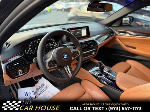 Used 2018 BMW 530e xDrive w/ M Sport Package 2 image 15