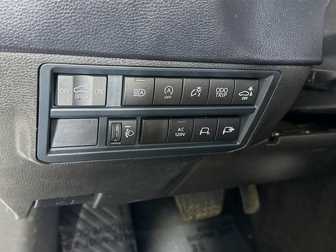 Certified 2025 Toyota Tundra SR5 w/ Advanced Technology Package AWD/4WD image 11