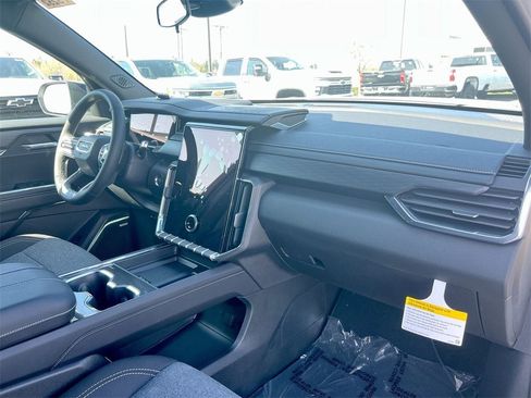 New 2025 GMC Acadia Elevation image 23