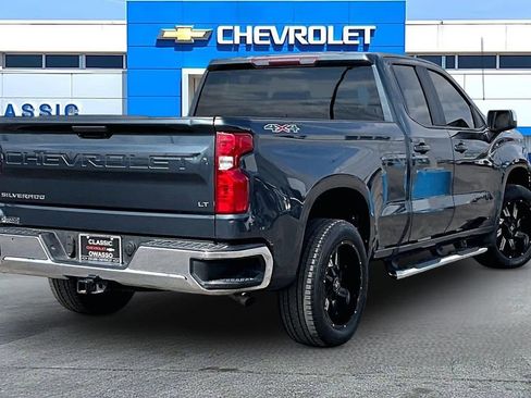 Used 2020 Chevrolet Silverado 1500 LT w/ Trailering Package image 5