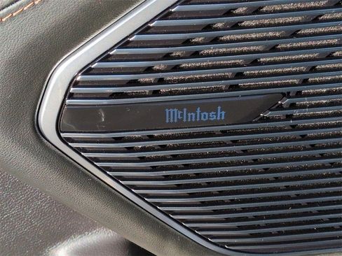 Used 2024 Jeep Grand Cherokee Summit image 11