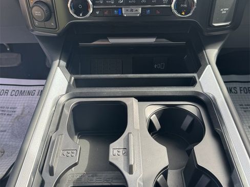 Certified 2025 Ford F250 Platinum image 15