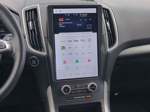 Used 2023 Ford Edge SEL w/ Convenience Package image 30