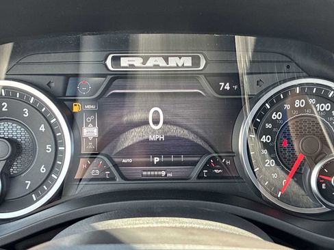 New 2026 RAM 1500 Laramie AWD/4WD image 10