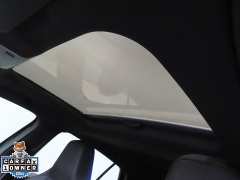 Certified 2023 Volkswagen Golf R image 22