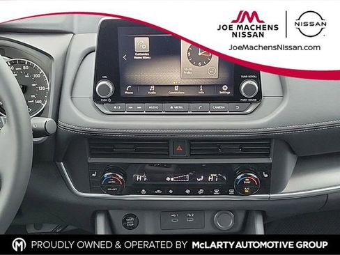 New 2026 Nissan Rogue SV w/ Cold Weather Package AWD/4WD image 18