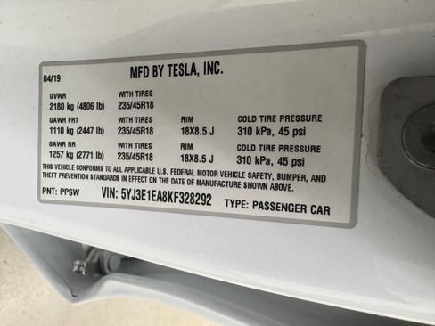 Used 2019 Tesla Model 3 Standard Range Plus image 28