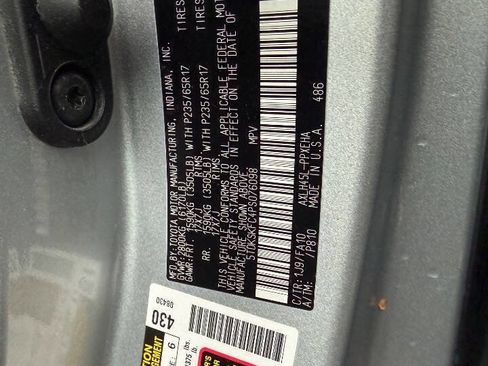 Used 2023 Toyota Sienna LE AWD/4WD image 30