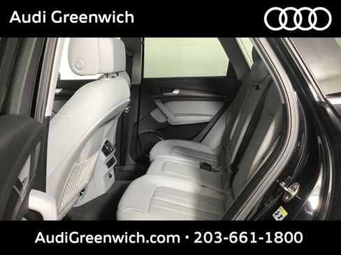Used 2023 Audi Q5 2.0T Premium w/ Convenience Package AWD/4WD image 21