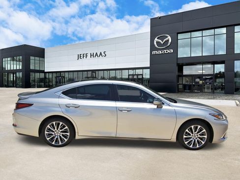 Used 2021 Lexus ES 350 w/ Premium Package FWD image 5