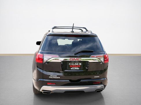 Used 2019 GMC Acadia Denali w/ Technology Package AWD/4WD image 4