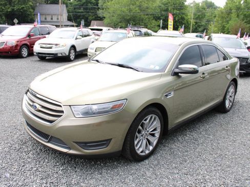 Used 2013 Ford Taurus Limited FWD image 2