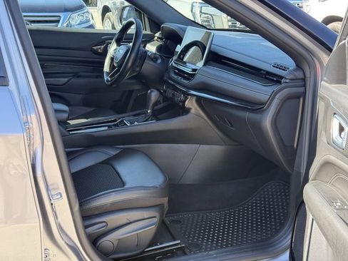 Used 2022 Jeep Compass Altitude w/ Convenience Group image 16