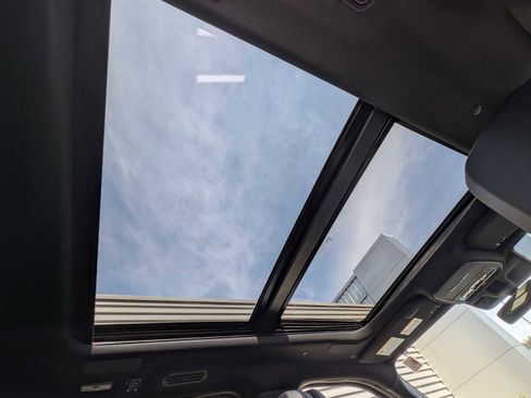 New 2026 Lincoln Navigator Reserve AWD/4WD image 15