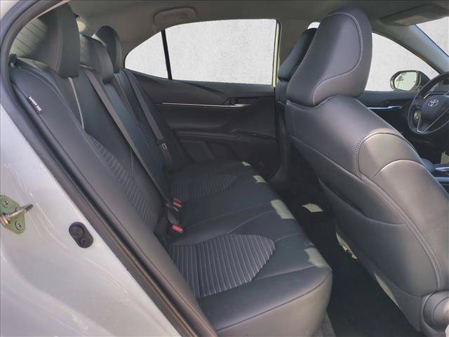Used 2020 Toyota Camry SE w/ Carpet Mat Package FWD image 18