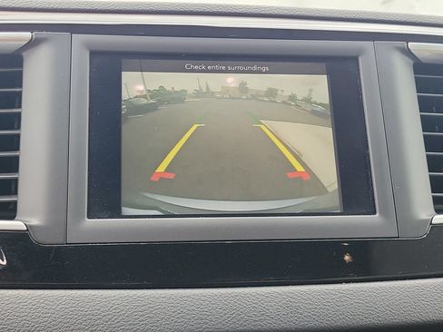 Used 2021 Chrysler Voyager Lxi FWD image 24