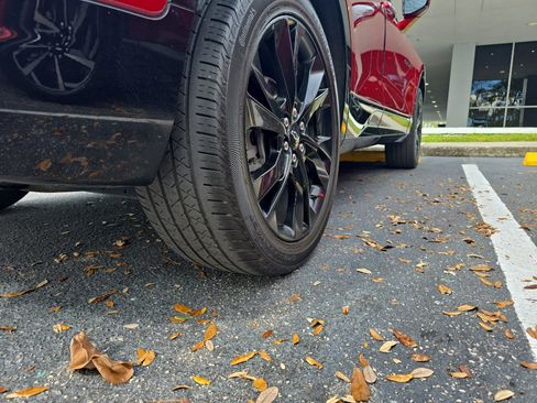 Used 2021 Chevrolet Blazer RS w/ Enhanced Convenience Package image 9