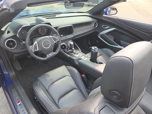 Used 2020 Chevrolet Camaro SS RWD image 13