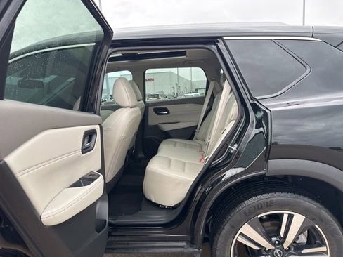 Used 2023 Nissan Rogue SL FWD image 26
