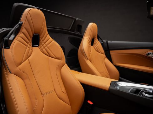 Used 2025 BMW Z4 M40i w/ Premium Package RWD image 64