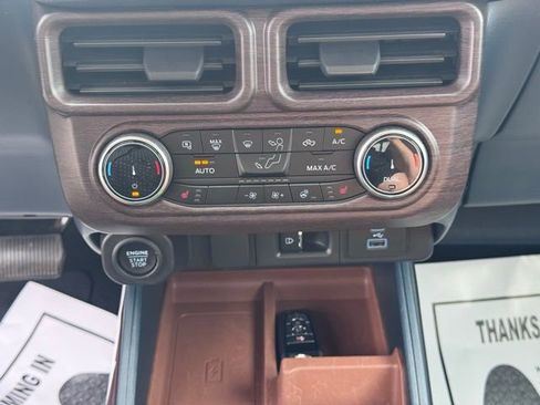 Used 2024 Ford Maverick Lariat image 18