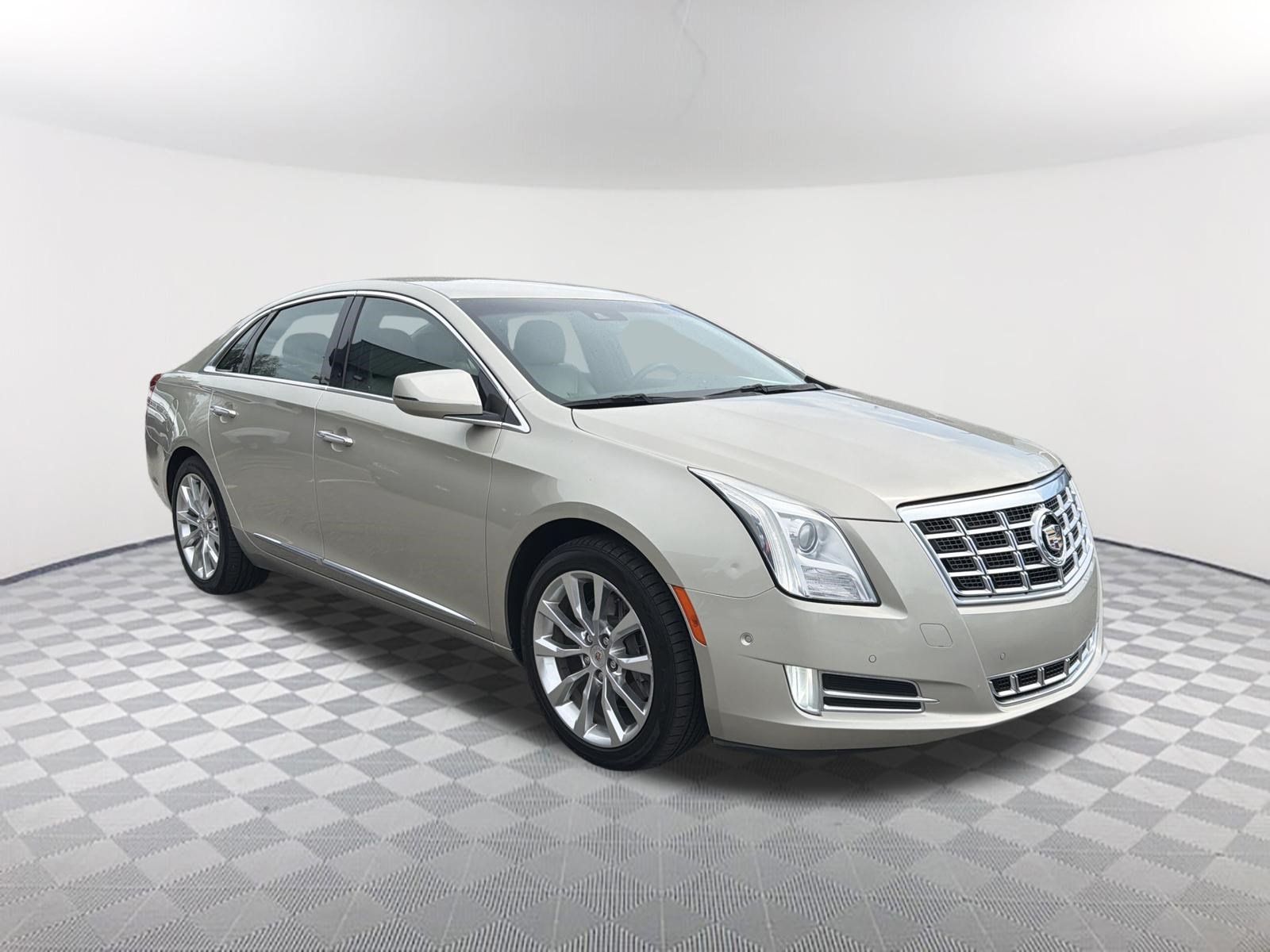 Used 2015 Cadillac XTS Luxury w/ Driver Awareness Package FWD image 3