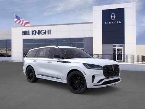 New 2026 Lincoln Aviator Reserve w/ Jet Appearance Package image 7