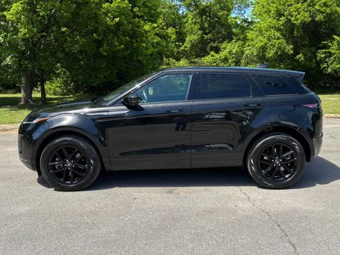Used 2025 Land Rover Range Rover Evoque S AWD/4WD image 7