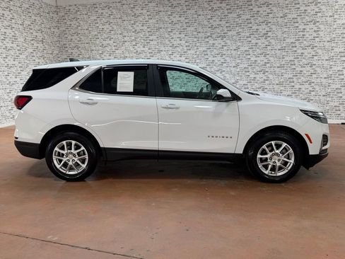 Used 2022 Chevrolet Equinox LT image 6
