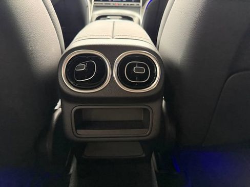 Certified 2026 Mercedes-Benz GLC 300 4MATIC image 21